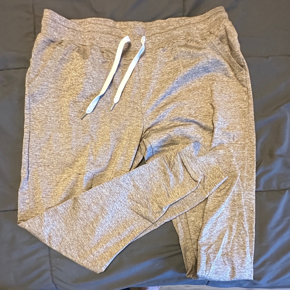 ZYIA Active Joggers - Coffee Coloured with cuffed ankles